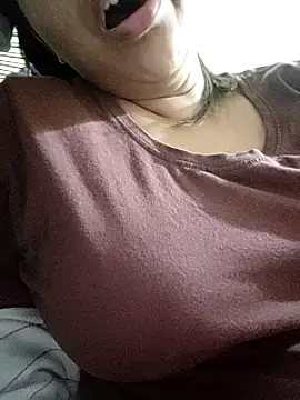 Snapshot of pallu_telgu_kannada chatting on 03/14/25, 05:13 pallu telgu kannada online show from 03/14/25, 05:13