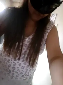 Snapshot of pallu_telgu_kannada chatting on 11/13/25, 10:36 pallu telgu kannada online show from 11/13/25, 10:36