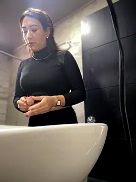 Mila LS online show from 10/20/25, 01:11