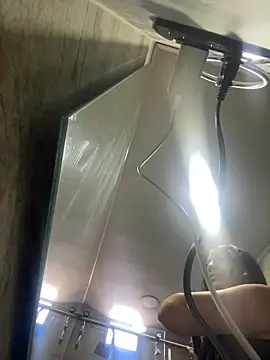 Mila LS online show from 02/10/26, 02:10