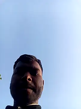 Snapshot of deshiwife26 chatting on 02/28/25, 01:47 deshiwife26 online show from 02/28/25, 01:47