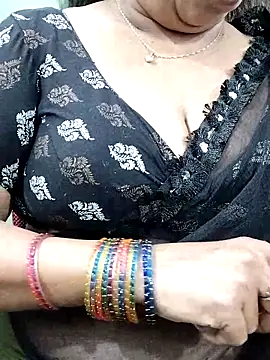 abinaya26 online show from 11/12/25, 01:33