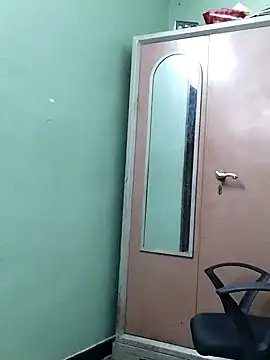 abinaya26 online show from 04/14/26, 07:42