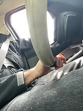 Snapshot of YJeromZCoxk chatting on 03/20/25, 12:00 YJeromZCoxk online show from 03/20/25, 12:00