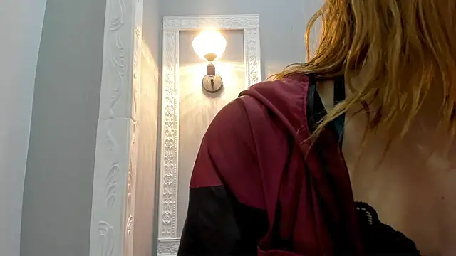 Bonniie 22 online show from 02/06/26, 08:34