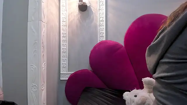 Bonniie 22 online show from 03/04/26, 08:15