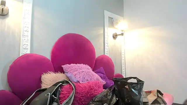 Bonniie 22 online show from 04/14/26, 07:20