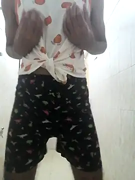 Snapshot of LISA_089 chatting on 03/01/25, 12:01 LISA 089 online show from 03/01/25, 12:01