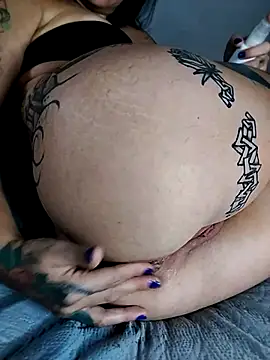 Snapshot of kimmyebucetarosa chatting on 03/08/25, 05:22 kimmyebucetarosa online show from 03/08/25, 05:22