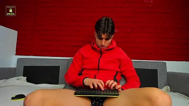 Snapshot of Kyle_Baker chatting on 03/12/26, 06:30 Kyle Baker online show from 03/12/26, 06:30