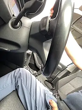 Snapshot of littletoy64 chatting on 09/26/25, 01:26 littletoy64 online show from 09/26/25, 01:26