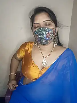 Snapshot of Bagi-Sexy chatting on 03/09/25, 06:21 Bagi-Sexy online show from 03/09/25, 06:21