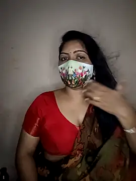 Snapshot of Bagi-Sexy chatting on 03/15/25, 07:05 Bagi-Sexy online show from 03/15/25, 07:05