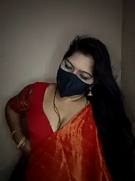 Snapshot of Bagi-Sexy chatting on 11/24/25, 07:02 Bagi-Sexy online show from 11/24/25, 07:02