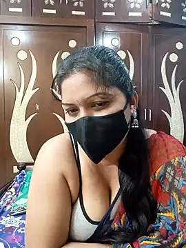 Snapshot of Bagi-Sexy chatting on 02/08/26, 09:29 Bagi-Sexy online show from 02/08/26, 09:29