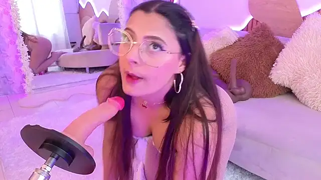 madisonjones- online show from 11/28/25, 07:16