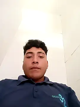 Snapshot of crisssalazar chatting on 09/16/25, 05:47 crisssalazar online show from 09/16/25, 05:47