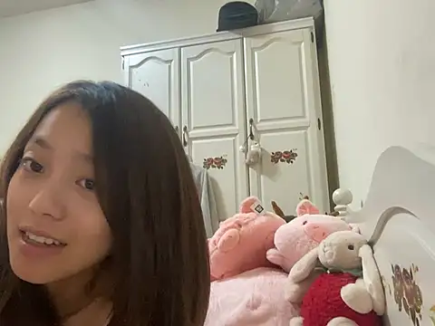 ladypaggy online show from 03/17/25, 04:22