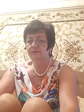 Snapshot of Lota5821 chatting on 06/15/26, 01:35 Lota5821 online show from 06/15/26, 01:35