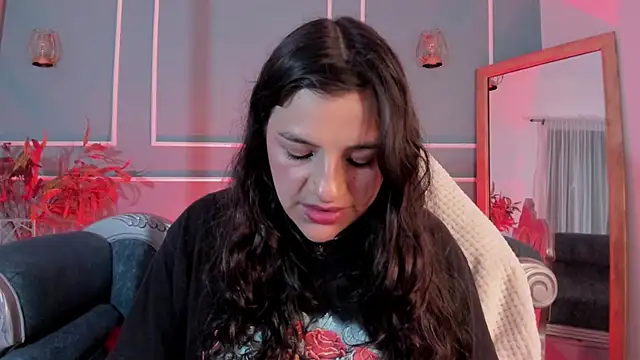 TaraTaylorr online show from 11/02/25, 02:25