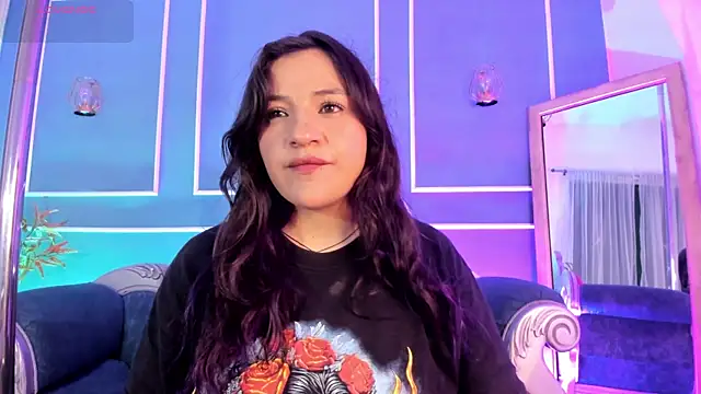 TaraTaylorr online show from 11/25/25, 07:03