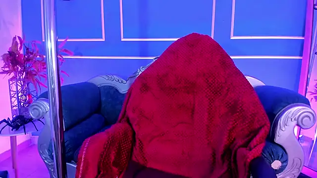 TaraTaylorr online show from 01/12/26, 01:33