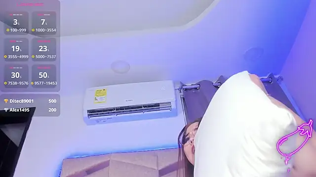 MadissonLee   online show from 03/31/26, 10:21