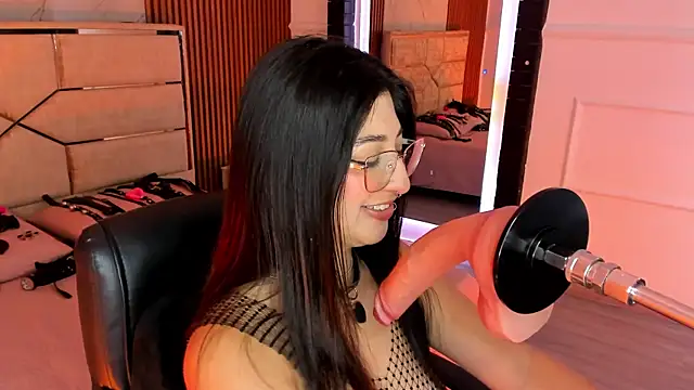 Gabrielakassi online show from 11/22/25, 12:15