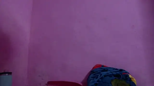 Snapshot of Ladyzee25 chatting on 11/08/25, 11:03 Ladyzee25 online show from 11/08/25, 11:03