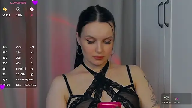 Snapshot of Miss_Vic chatting on 03/08/25, 09:08 Miss Vic online show from 03/08/25, 09:08