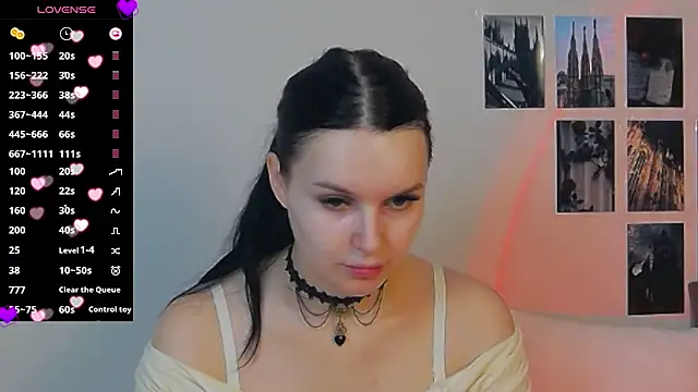 Snapshot of Miss_Vic chatting on 03/22/25, 06:47 Miss Vic online show from 03/22/25, 06:47