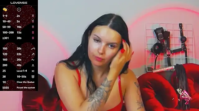 Snapshot of Miss_Vic chatting on 10/08/25, 05:10 Miss Vic online show from 10/08/25, 05:10