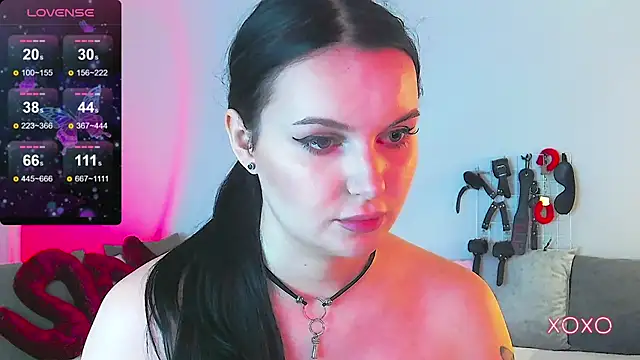 Snapshot of Miss_Vic chatting on 04/21/26, 06:01 Miss Vic online show from 04/21/26, 06:01