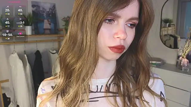 Snapshot of AmityDilley chatting on 03/08/25, 04:01 AmityDilley online show from 03/08/25, 04:01