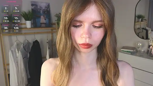 Snapshot of AmityDilley chatting on 03/08/25, 10:11 AmityDilley online show from 03/08/25, 10:11