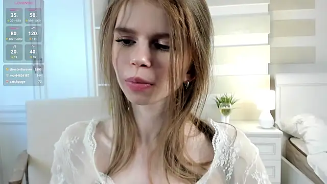 Snapshot of AmityDilley chatting on 03/19/25, 09:49 AmityDilley online show from 03/19/25, 09:49