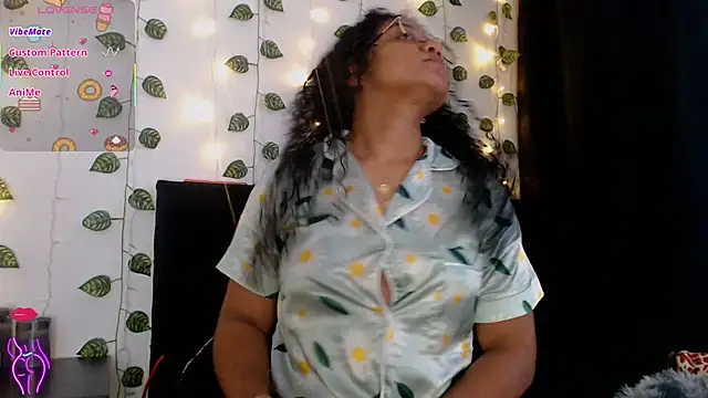 Snapshot of victtoria_cane63 chatting on 04/11/26, 10:14 victtoria cane63 online show from 04/11/26, 10:14