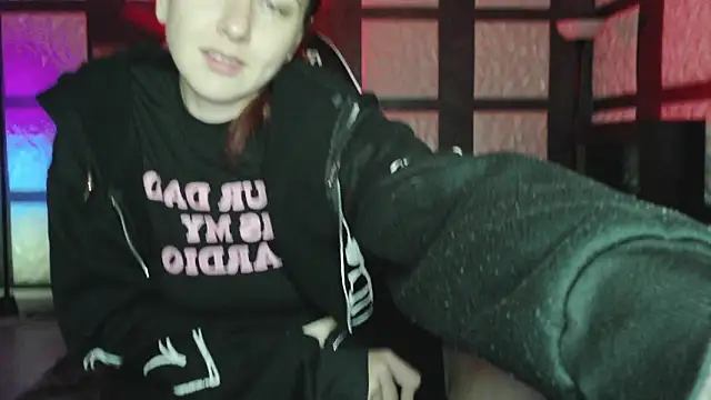 SweetSeraphine online show from 10/04/25, 05:00