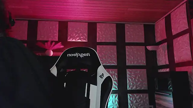 SweetSeraphine online show from 10/05/25, 05:17