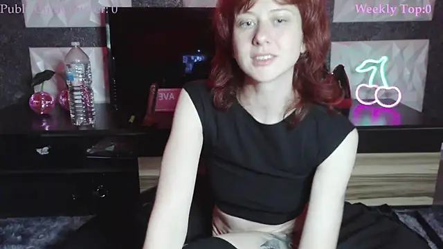 Snapshot of SweetSeraphine chatting on 03/17/26, 08:56 SweetSeraphine online show from 03/17/26, 08:56