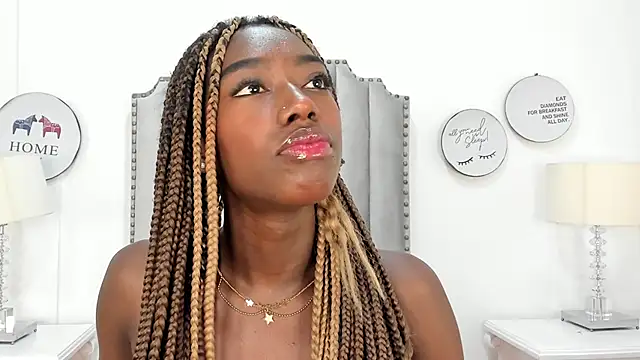 Snapshot of SamantaMarquez chatting on 09/15/25, 07:58 SamantaMarquez online show from 09/15/25, 07:58