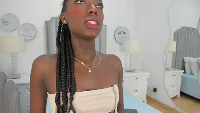 Snapshot of SamantaMarquez chatting on 10/24/25, 08:27 SamantaMarquez online show from 10/24/25, 08:27