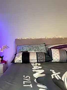 Snapshot of OCTAPUSSY2000 chatting on 01/07/26, 09:28 OCTAPUSSY2000 online show from 01/07/26, 09:28