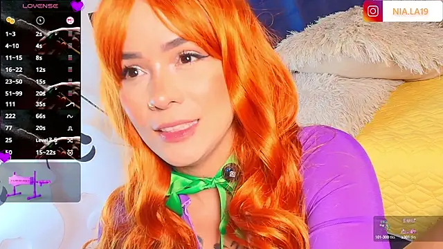 HotAlana  online show from 10/01/25, 04:02