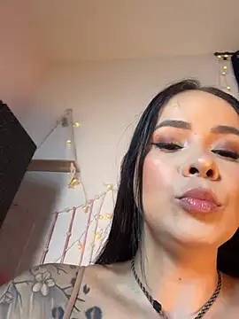 Snapshot of HotAlana_ chatting on 03/26/26, 11:43 HotAlana online show from 03/26/26, 11:43