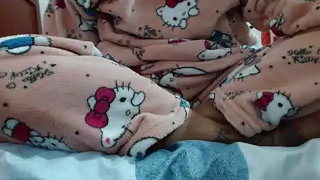 Snapshot of FresitaSquirt24 chatting on 04/05/26, 05:37 FresitaSquirt24 online show from 04/05/26, 05:37