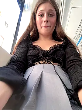 Snapshot of melicious_ chatting on 09/11/25, 11:10 melicious online show from 09/11/25, 11:10