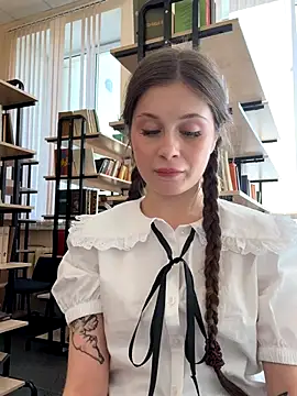 Snapshot of melicious_ chatting on 09/30/25, 08:08 melicious online show from 09/30/25, 08:08