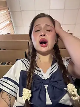 Snapshot of melicious_ chatting on 10/22/25, 09:09 melicious online show from 10/22/25, 09:09