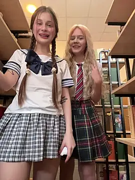 Snapshot of melicious_ chatting on 10/23/25, 07:07 melicious online show from 10/23/25, 07:07